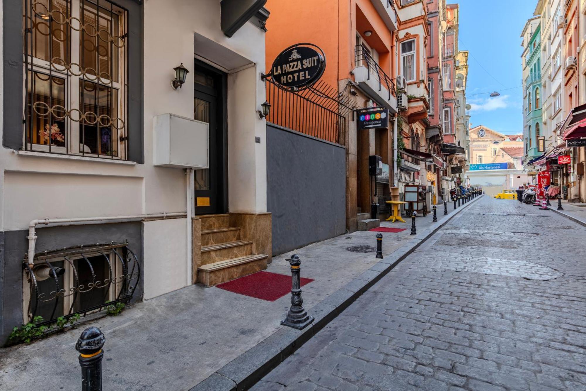 La Pazza Suites Provincia di Provincia di Istanbul Esterno foto