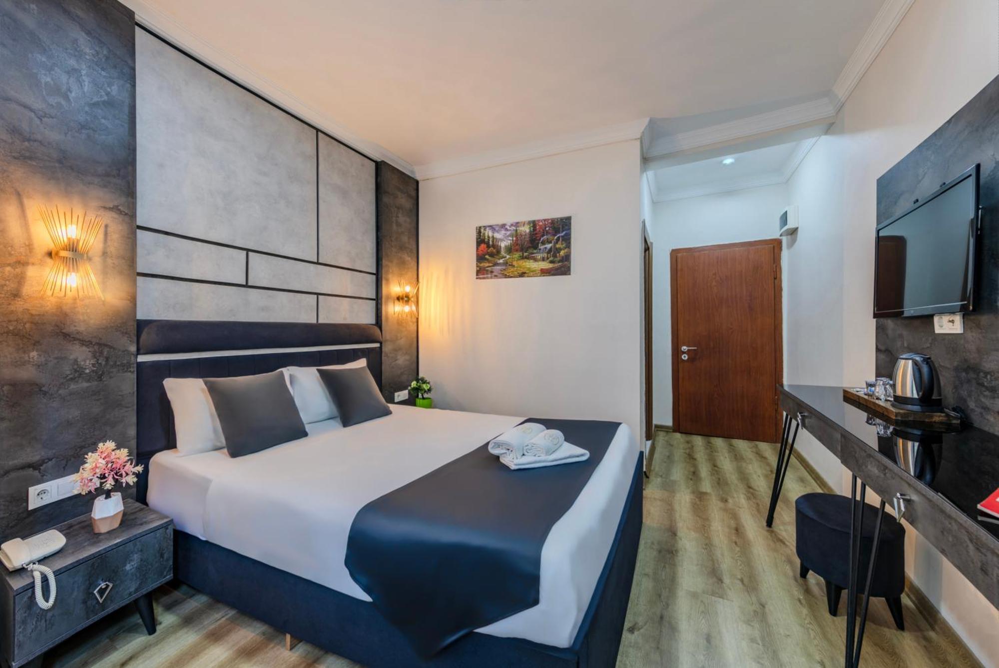 La Pazza Suites Provincia di Provincia di Istanbul Esterno foto