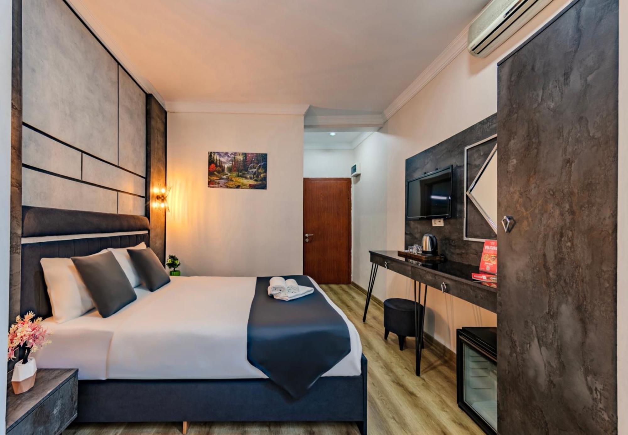 La Pazza Suites Provincia di Provincia di Istanbul Esterno foto