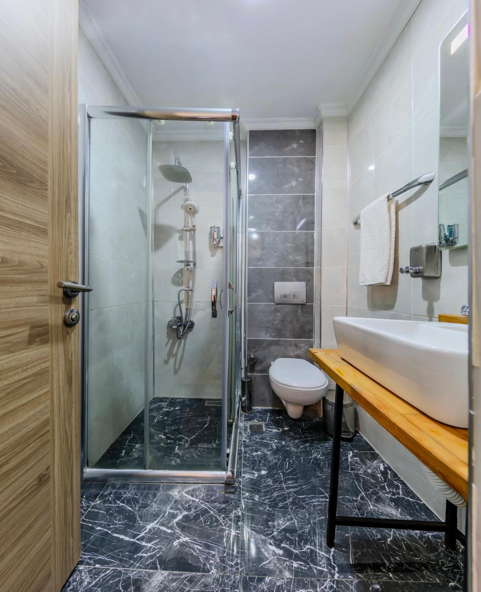 La Pazza Suites Provincia di Provincia di Istanbul Esterno foto
